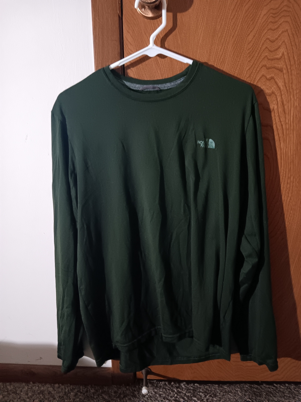 The North Face Men’s Dark Green Long-Sleeve Crew